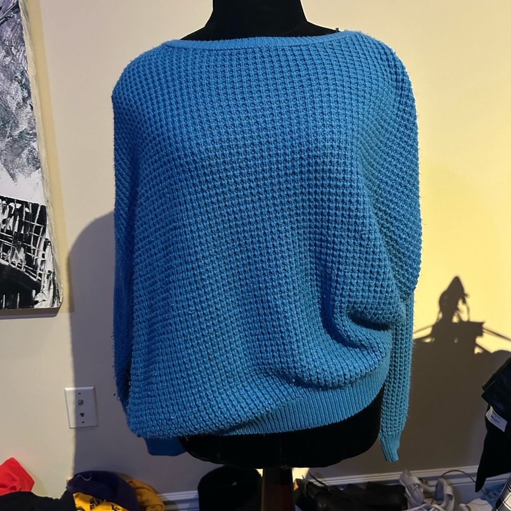 Knit long sleeve sweater royal blue